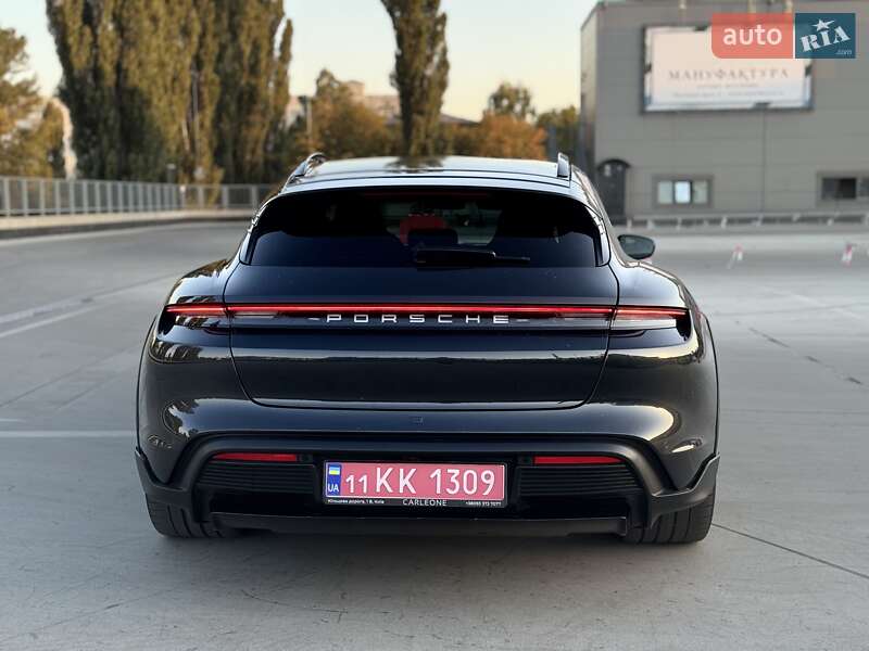 Седан Porsche Taycan 2022 в Києві