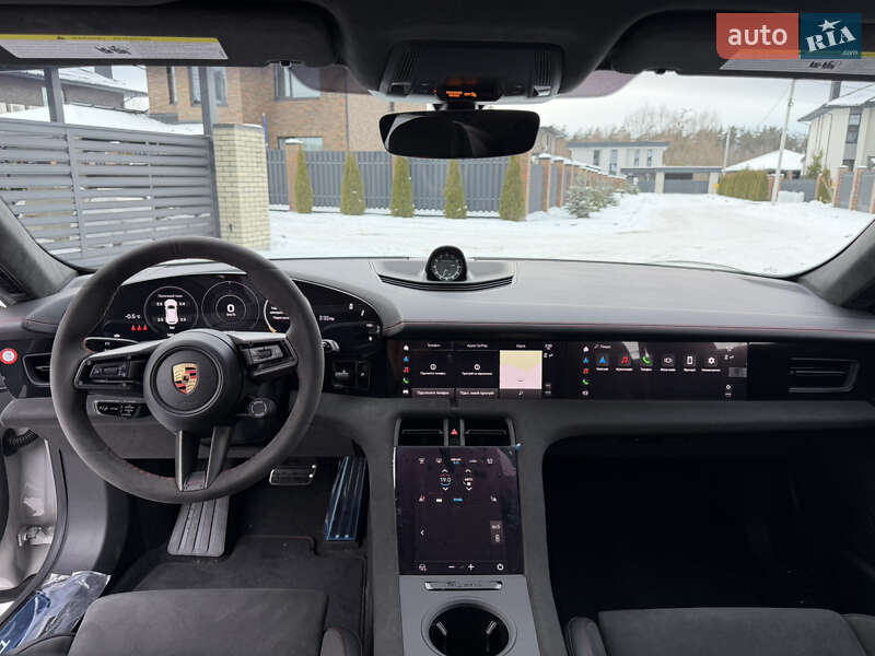 Седан Porsche Taycan 2023 в Киеве фото 13 Седан Porsche Taycan 2023 в Киеве