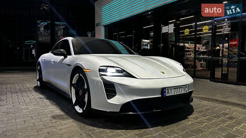 Porsche Taycan 2020