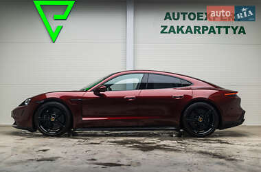 Седан Porsche Taycan 2021 в Мукачево