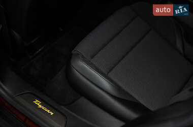 Седан Porsche Taycan 2021 в Мукачево