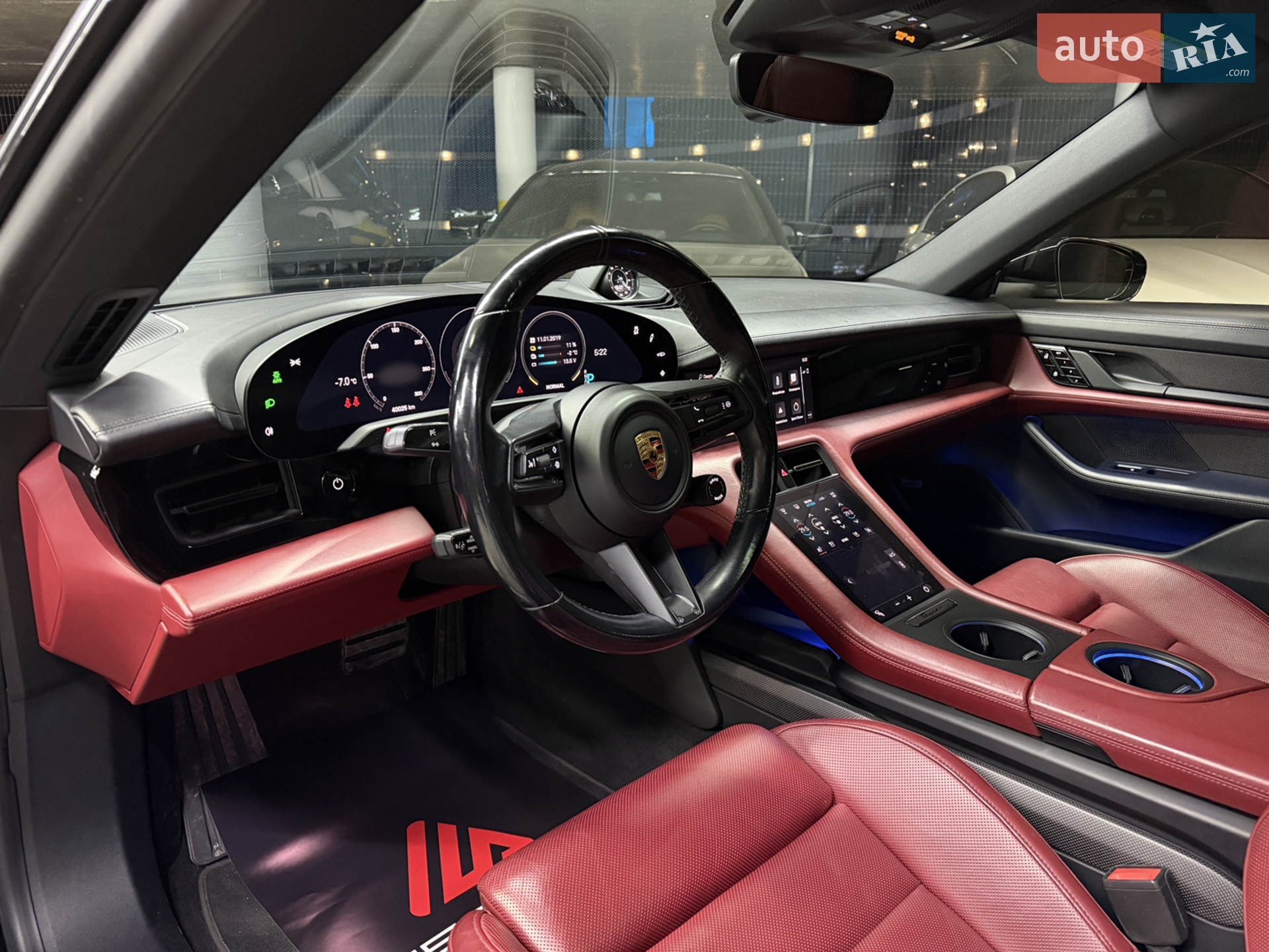 2020 Porsche Taycan - мініатюра 20