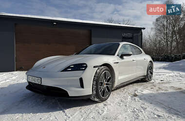 Седан Porsche Taycan 2024 в Львове