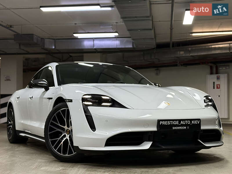 Porsche Taycan 2021 Porsche Taycan 2021