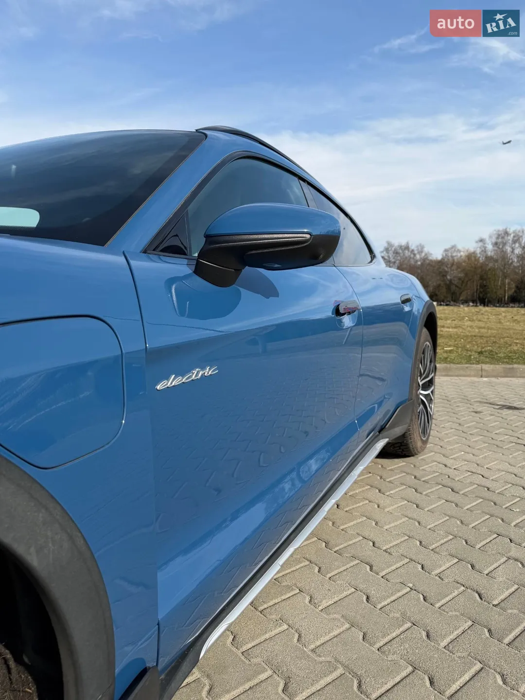 2023 Porsche Taycan - мініатюра 3