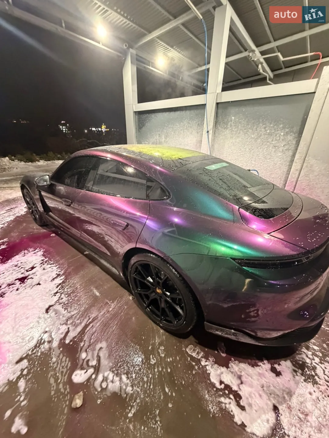 2021 Porsche Taycan - мініатюра 6