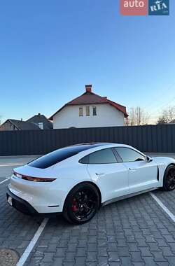 Седан Porsche Taycan 2021 в Виноградове