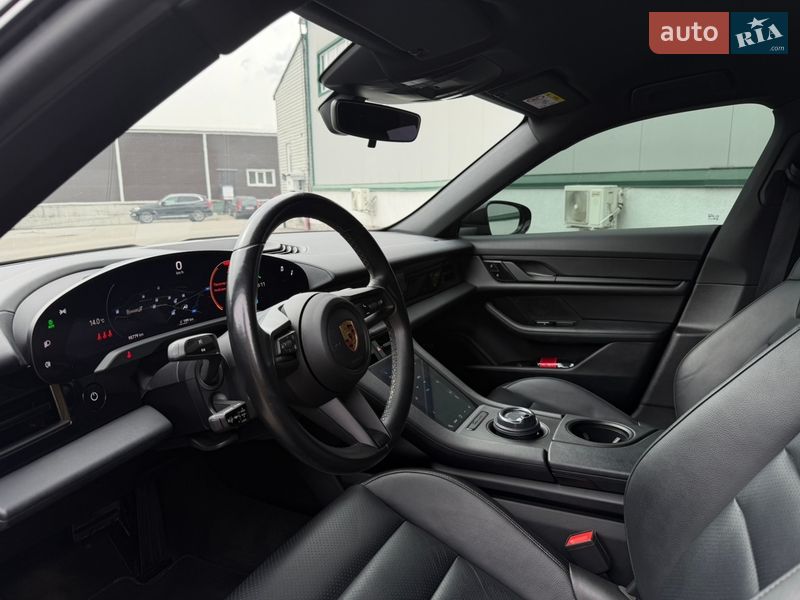 Седан Porsche Taycan 2021 в Киеве фото 10 Седан Porsche Taycan 2021 в Киеве