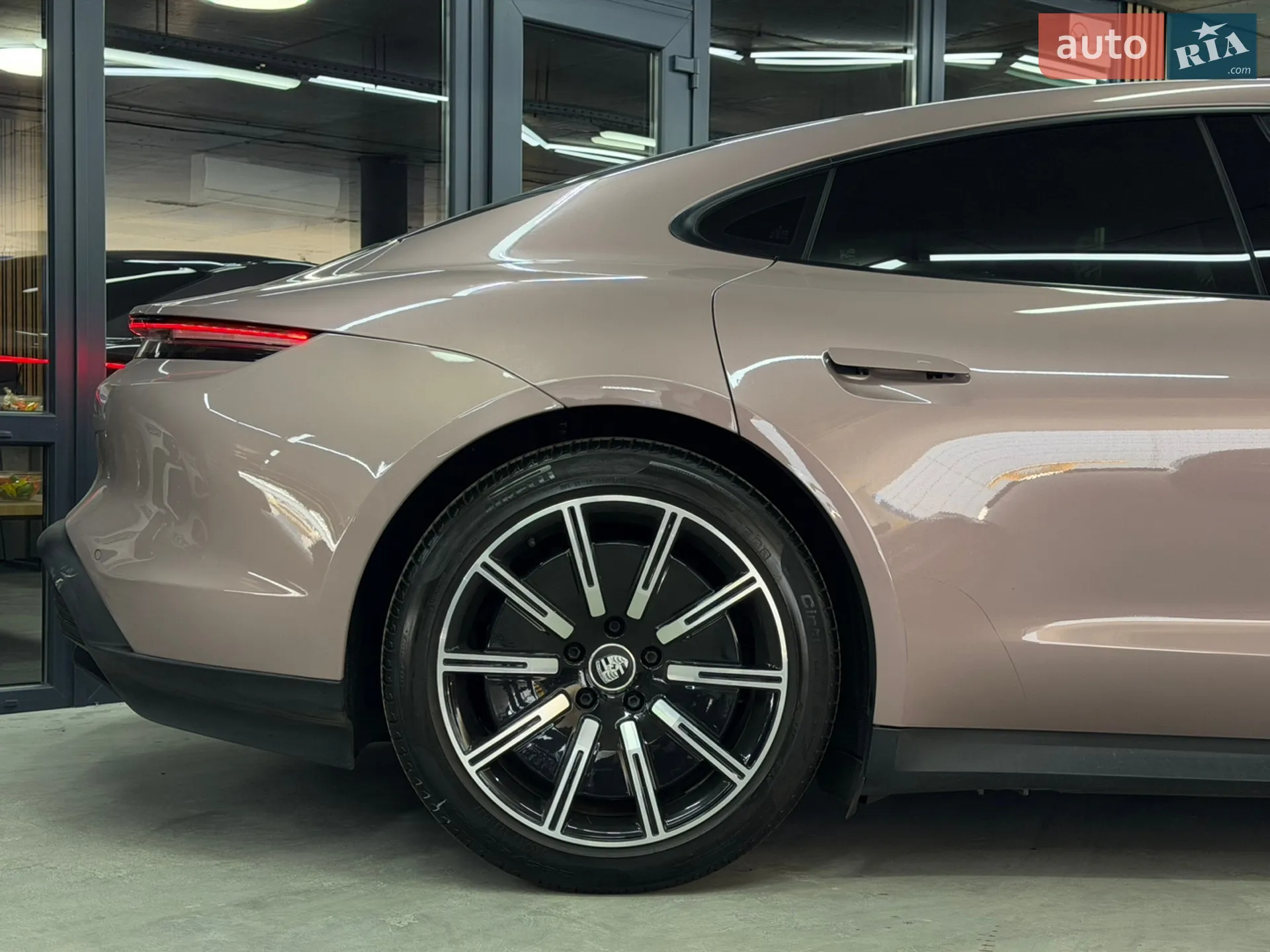 2021 Porsche Taycan - мініатюра 14