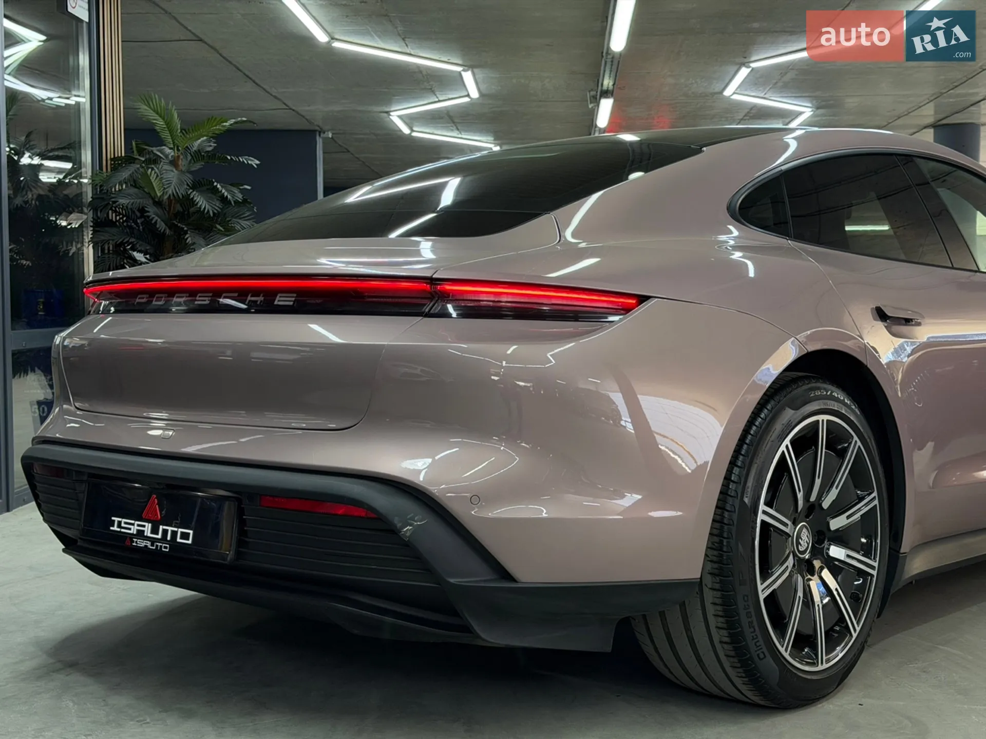 2021 Porsche Taycan - мініатюра 18