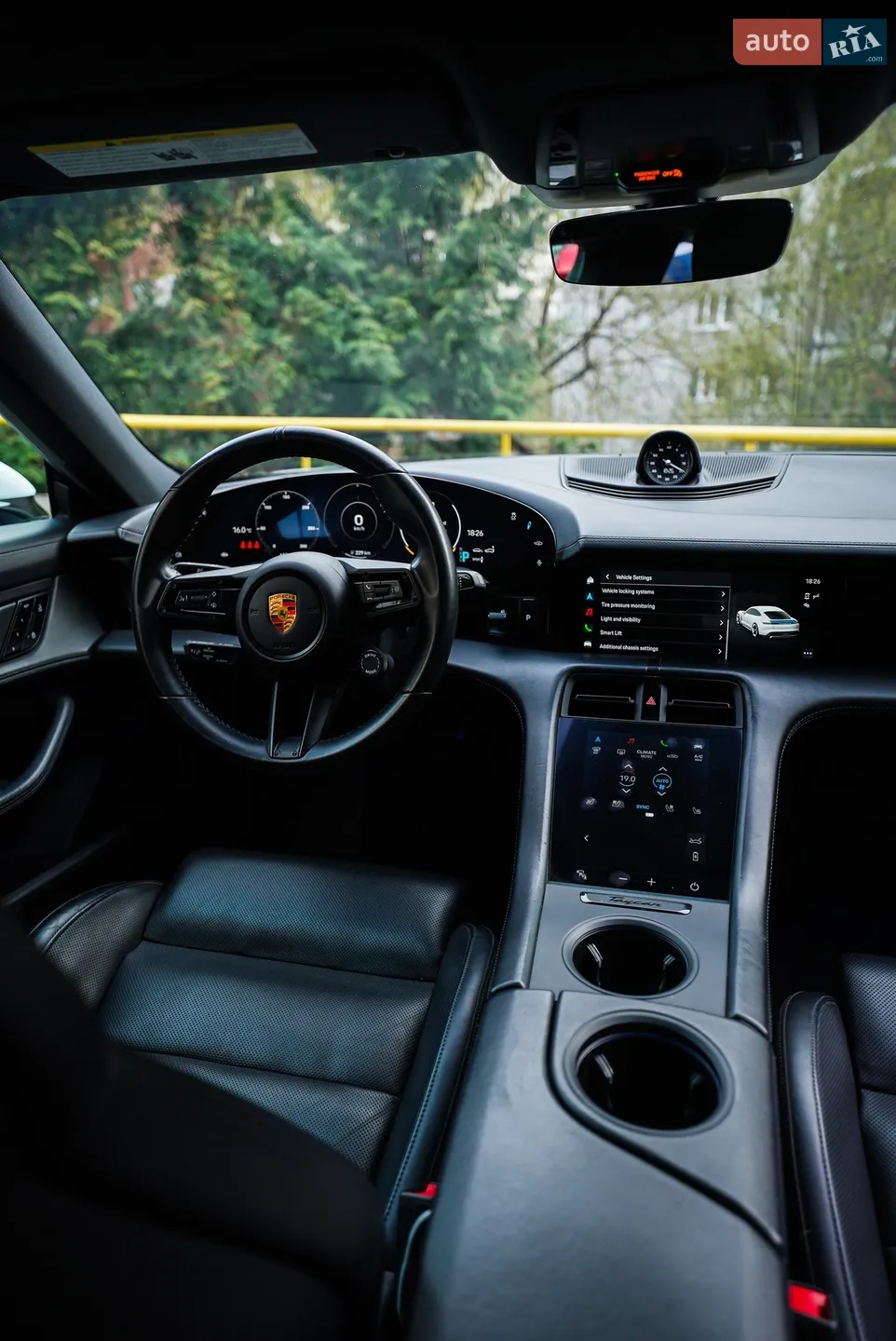 2020 Porsche Taycan - мініатюра 22