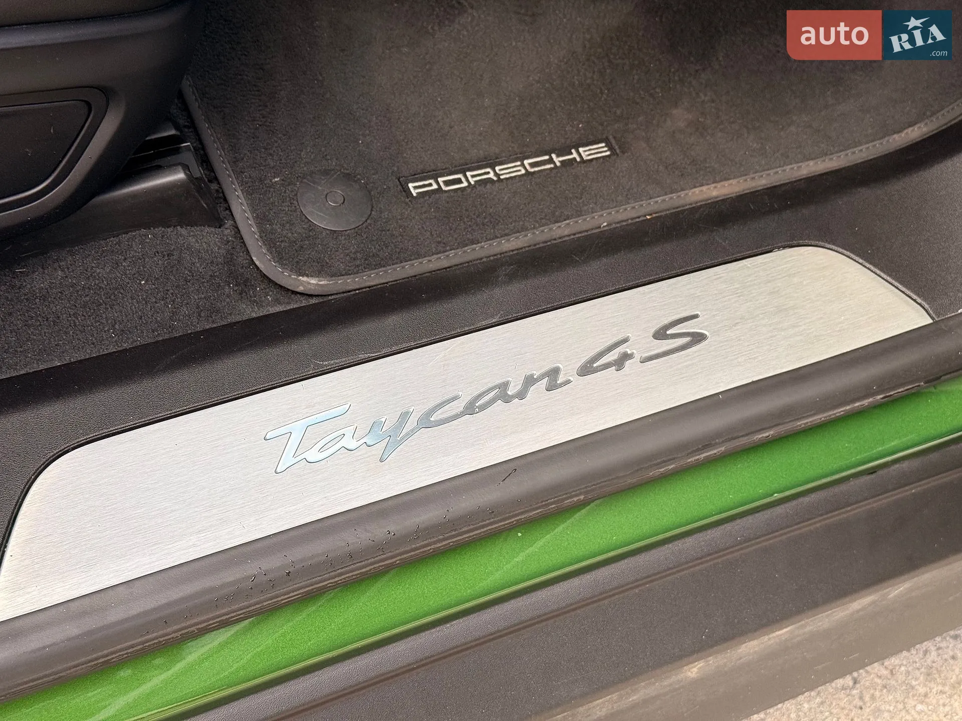 2020 Porsche Taycan - мініатюра 22