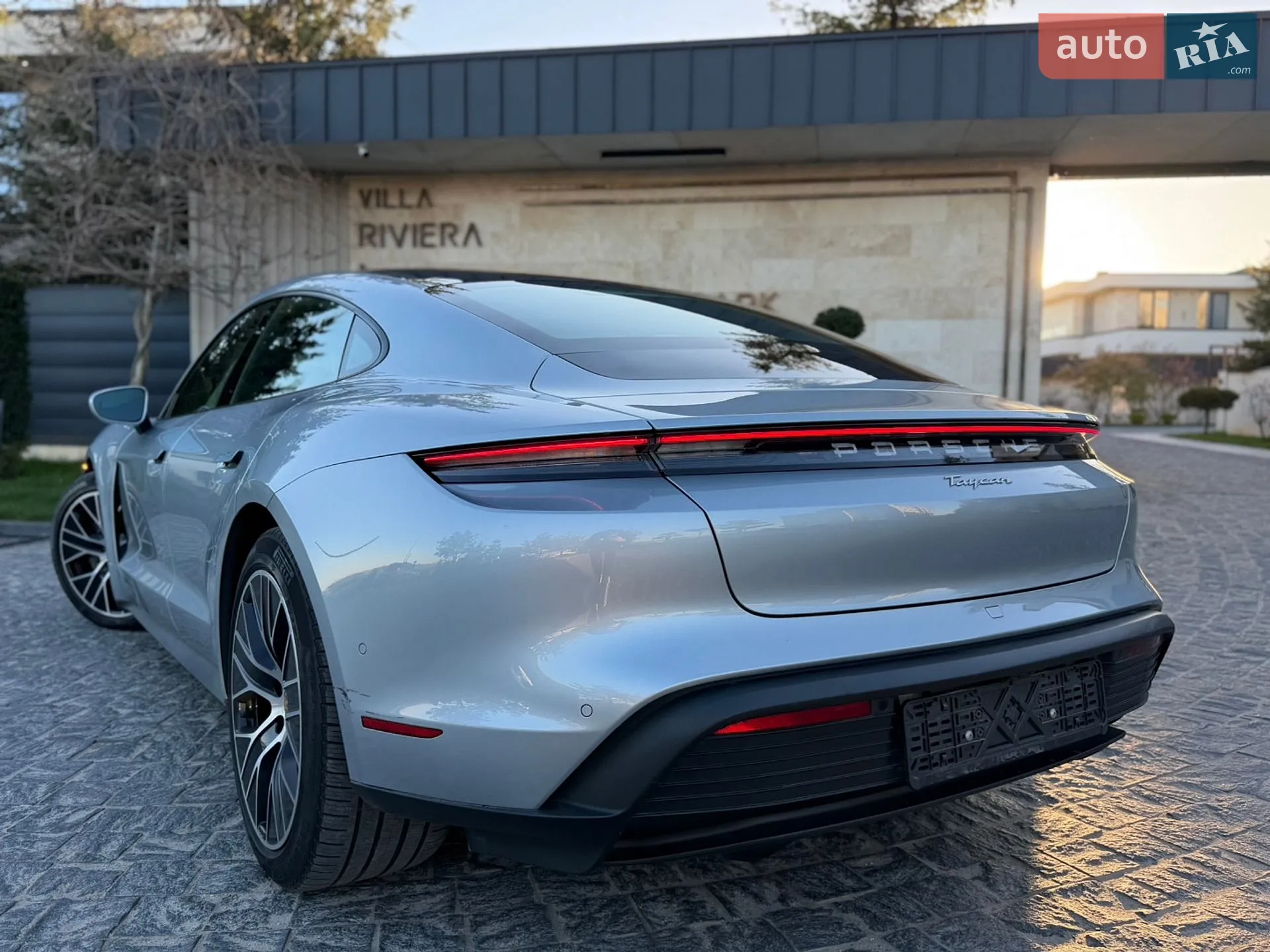 2023 Porsche Taycan - мініатюра 8