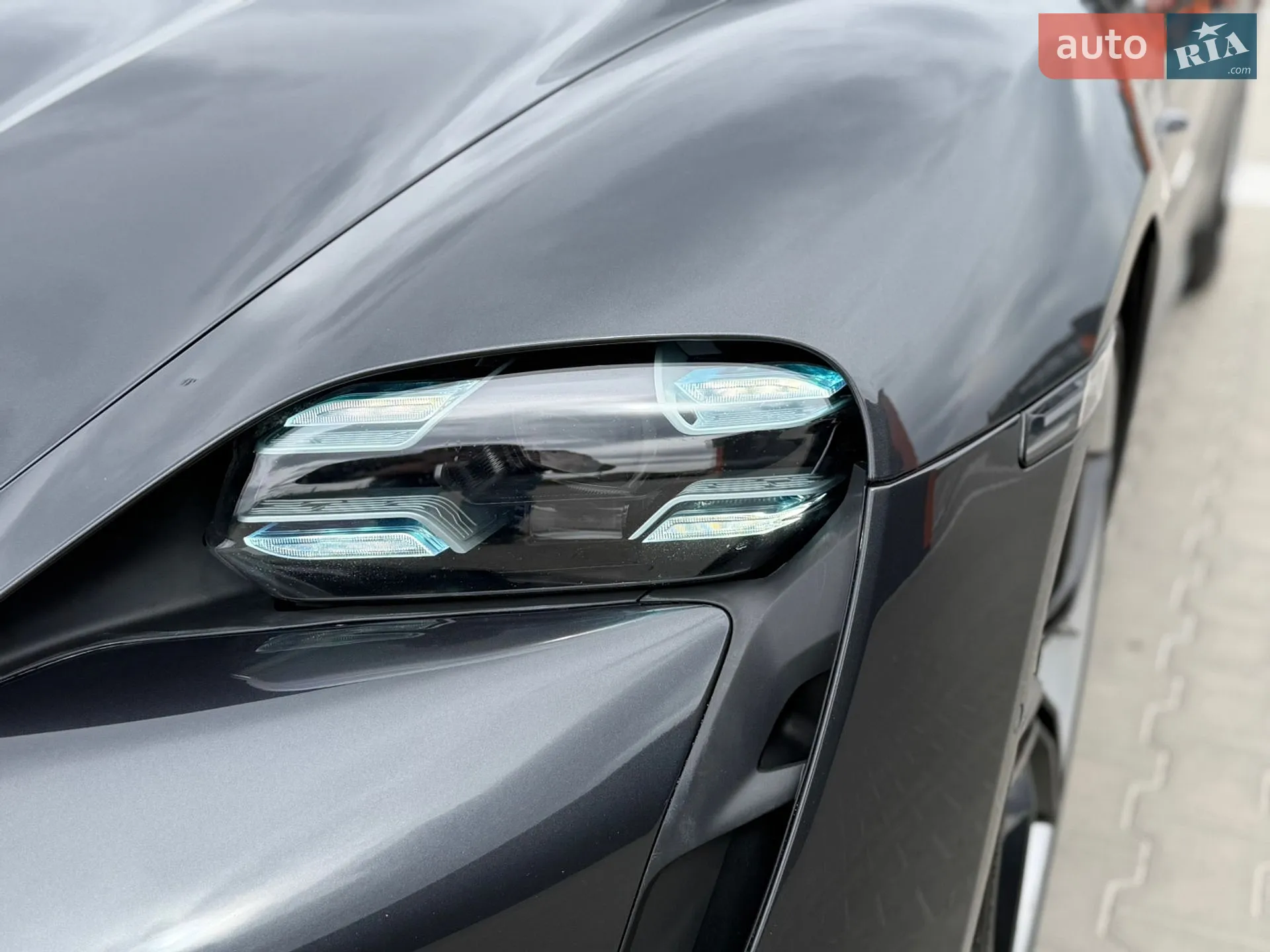 2020 Porsche Taycan - мініатюра 7