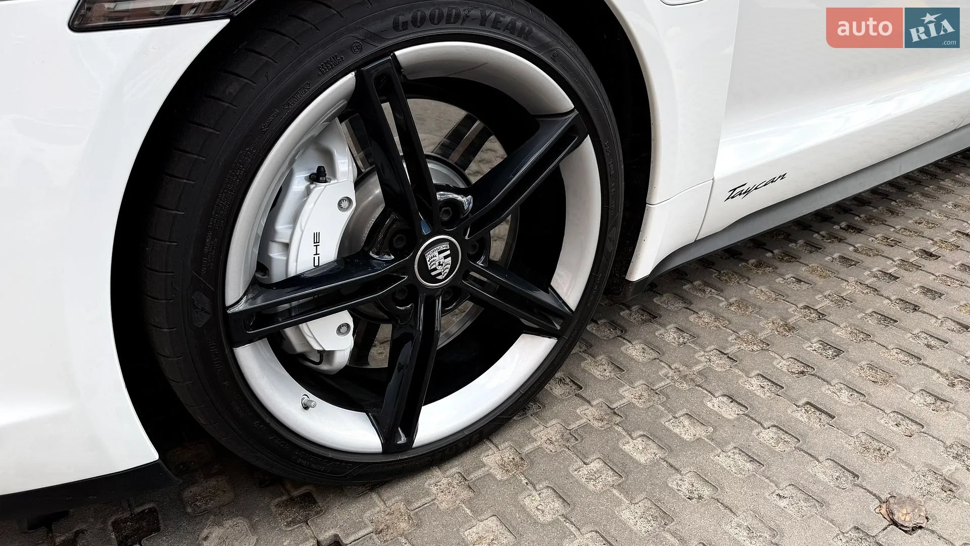 2022 Porsche Taycan - мініатюра 11