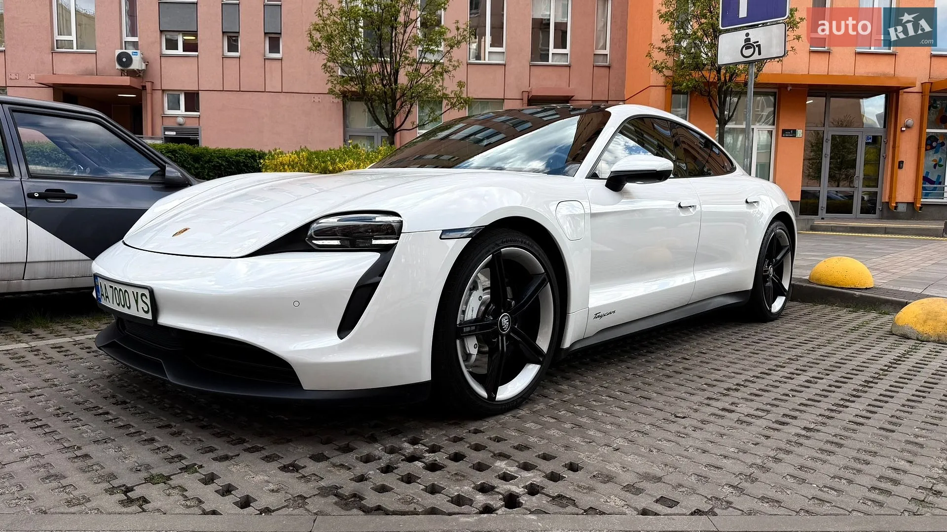 2022 Porsche Taycan - мініатюра 19