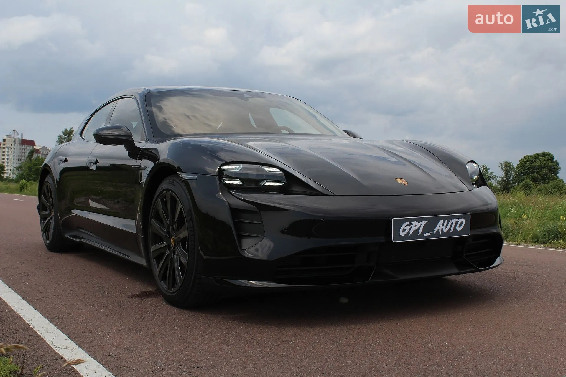 2023 Porsche Taycan - фото 1
