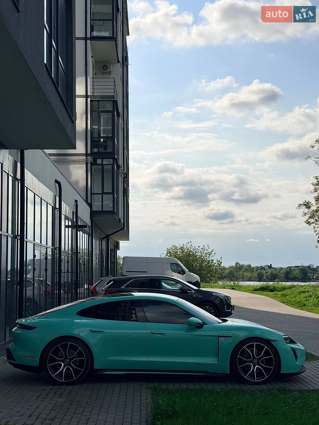 2022 Porsche Taycan - мініатюра 6