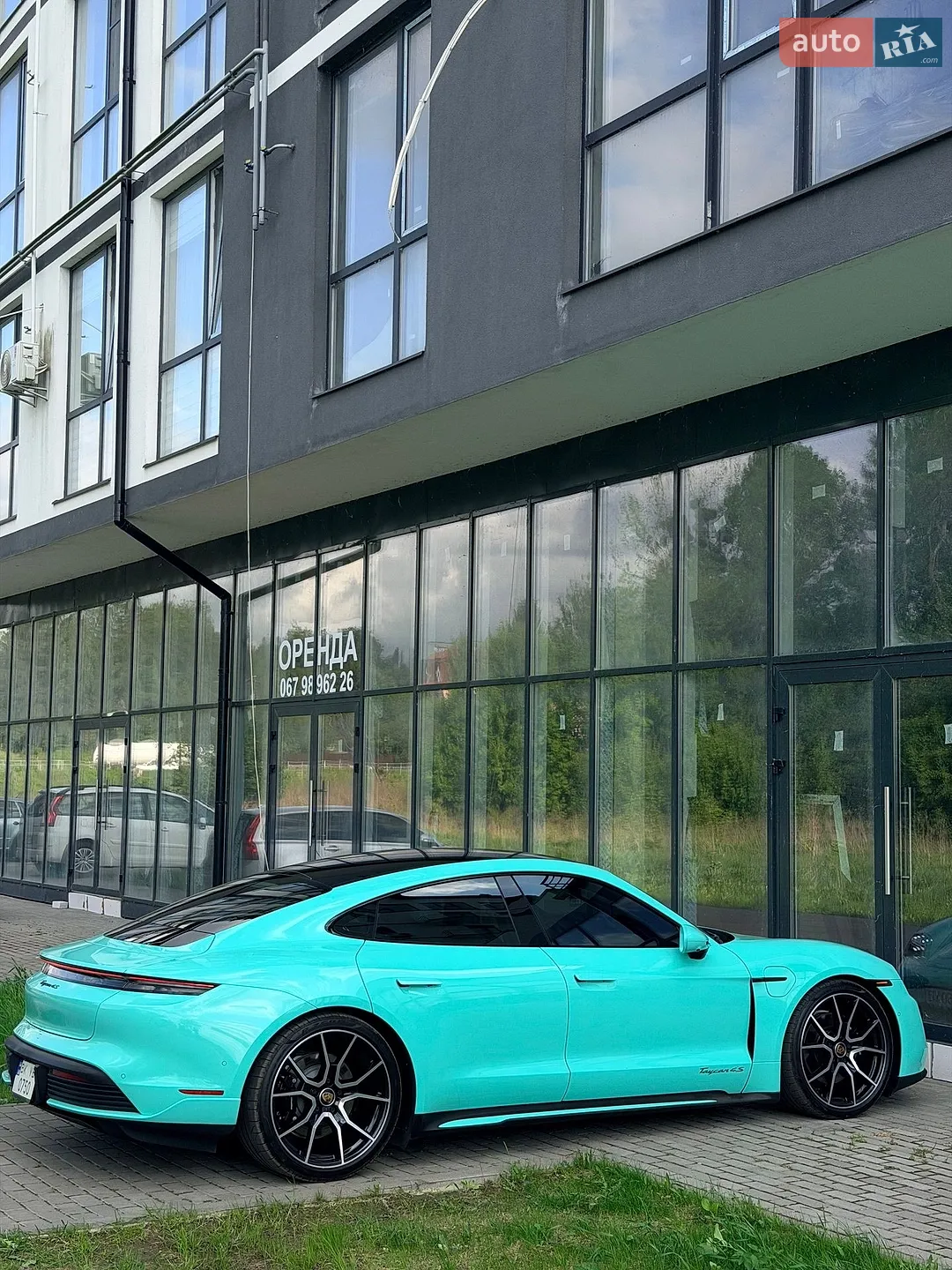 2022 Porsche Taycan - мініатюра 12
