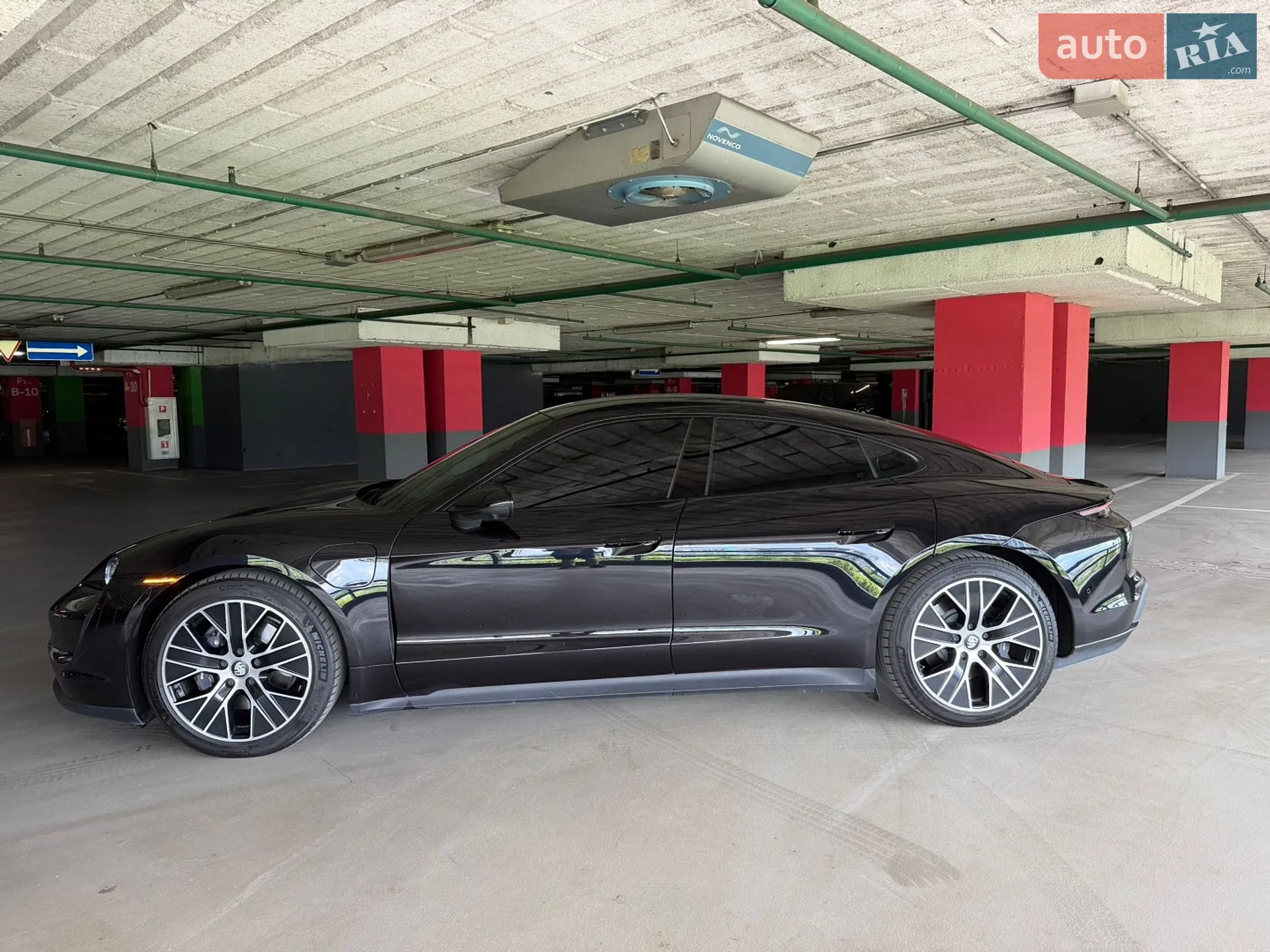 2023 Porsche Taycan - мініатюра 7