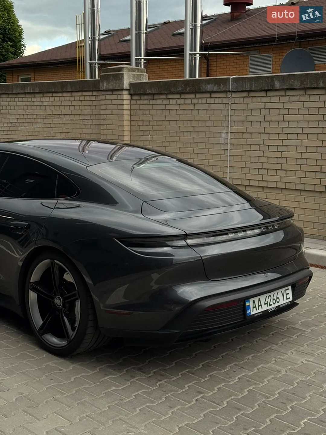 2020 Porsche Taycan - мініатюра 11