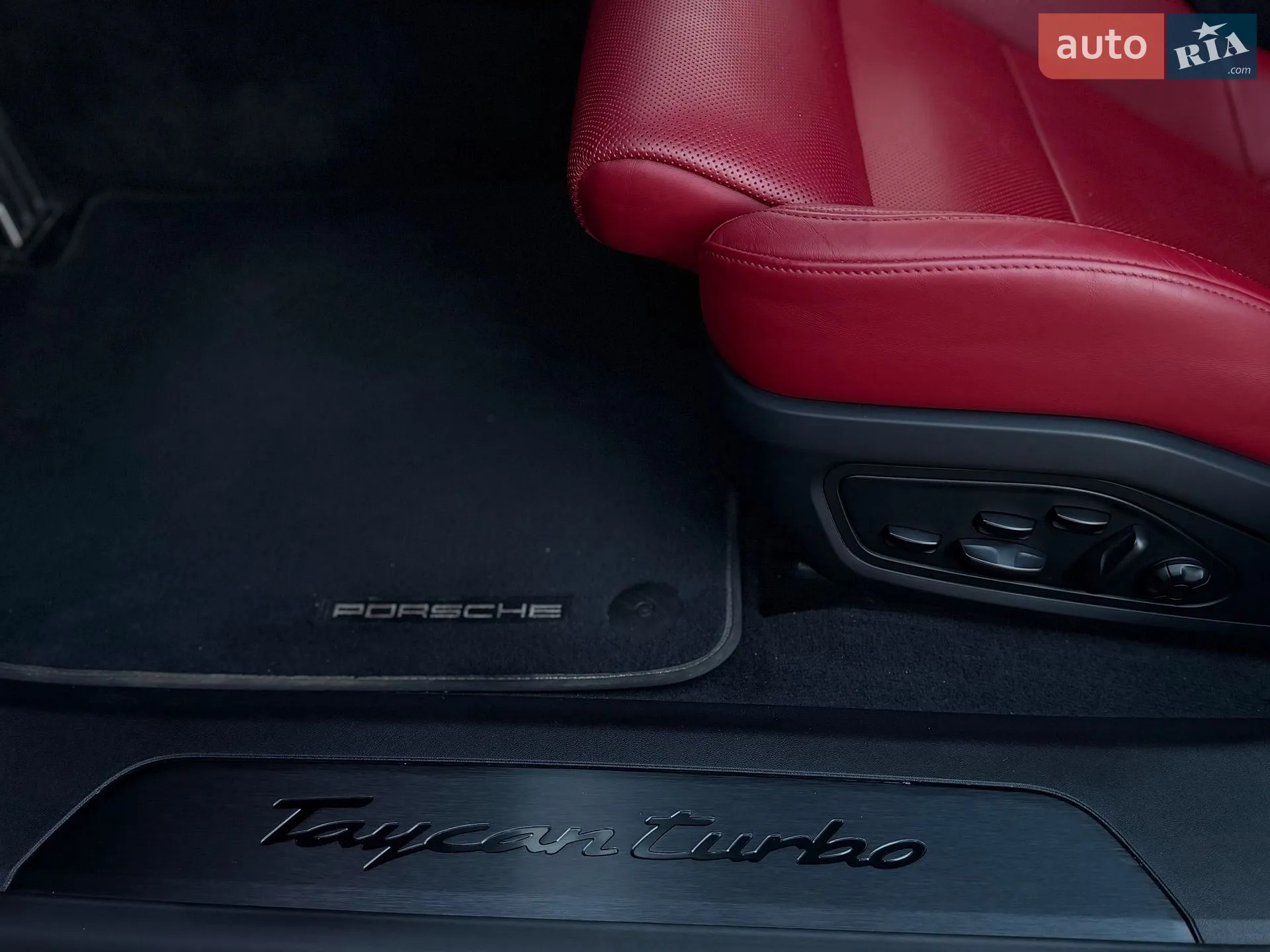 2020 Porsche Taycan - мініатюра 27