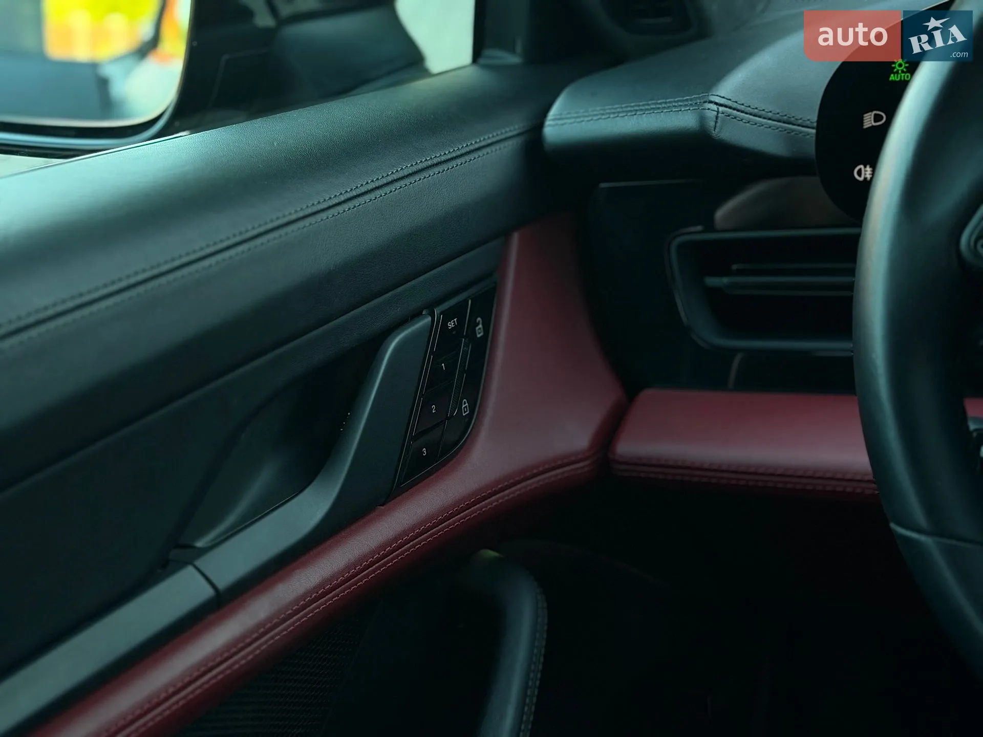 2020 Porsche Taycan - мініатюра 36