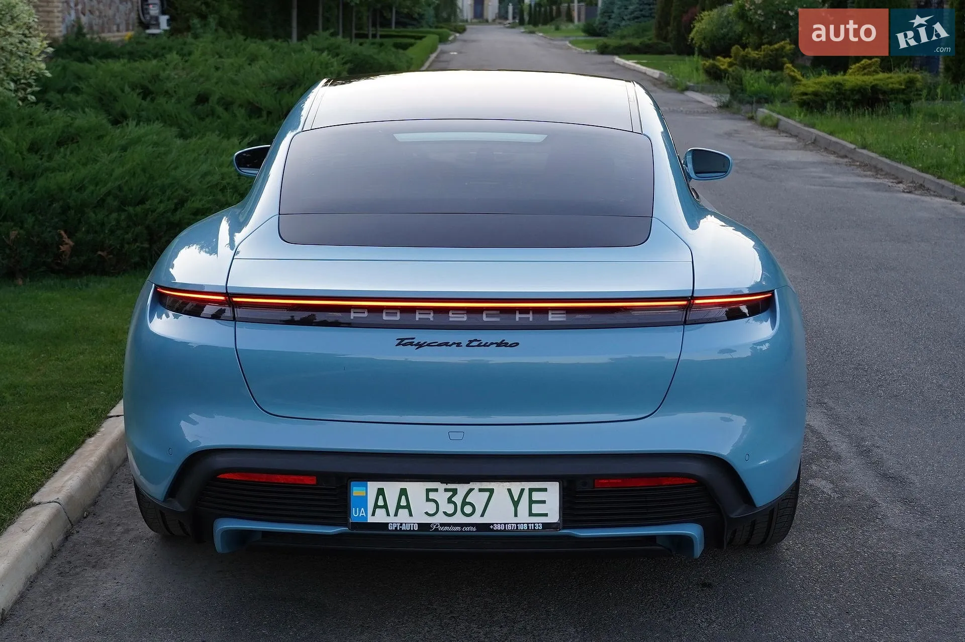 2020 Porsche Taycan - мініатюра 8