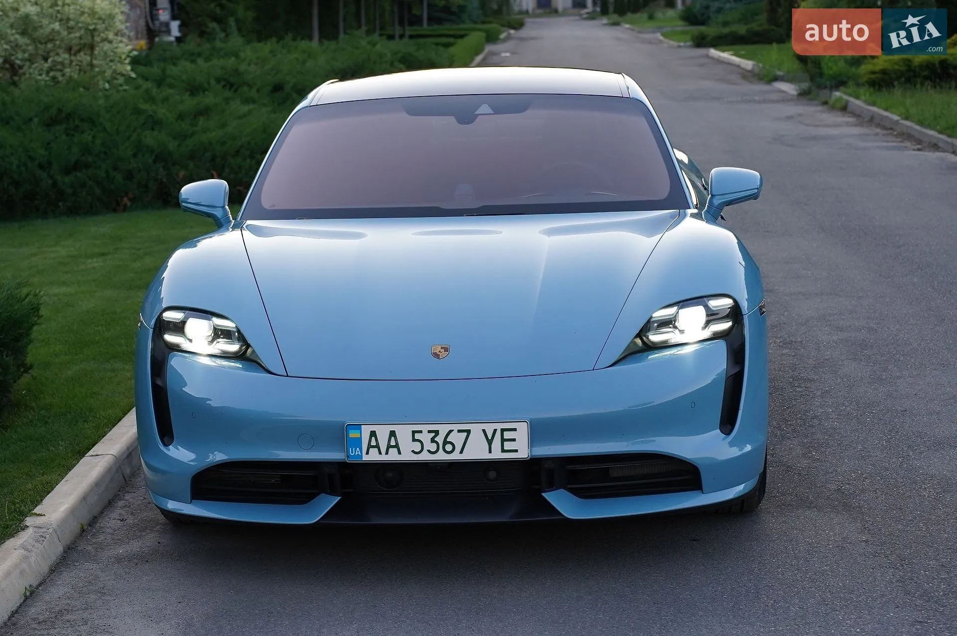 2020 Porsche Taycan - мініатюра 15
