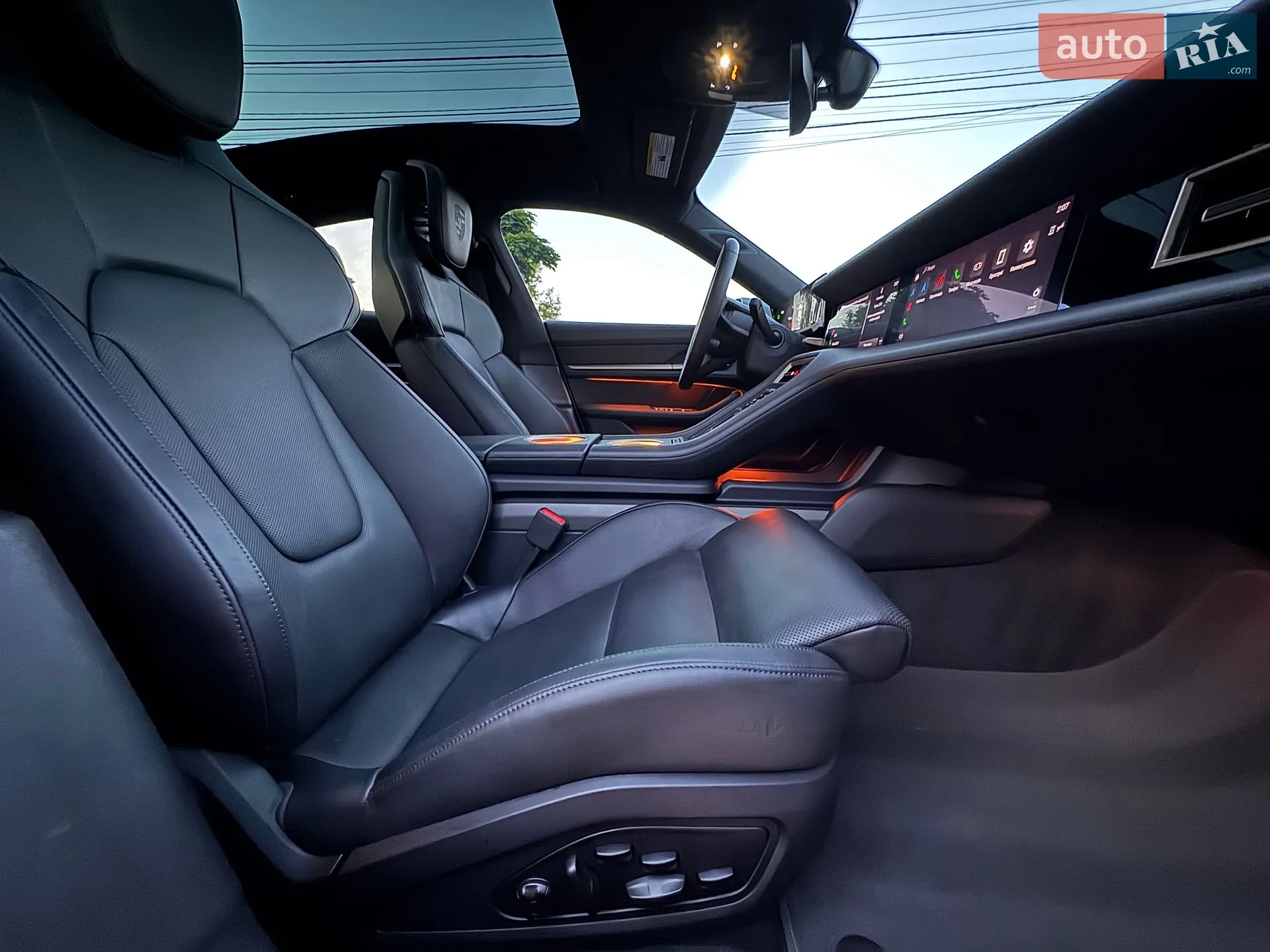 2020 Porsche Taycan - мініатюра 22