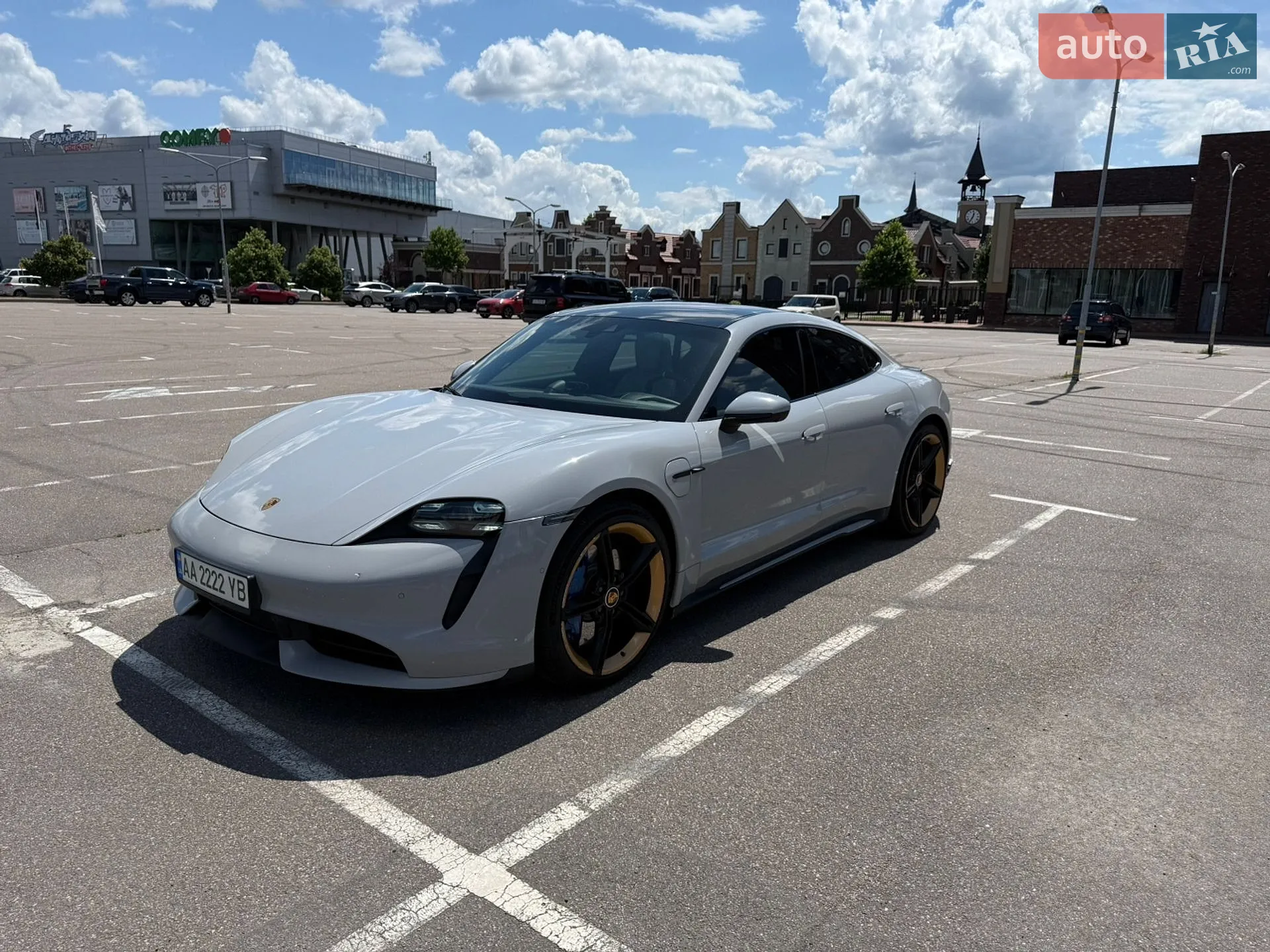 Porsche Taycan 2020