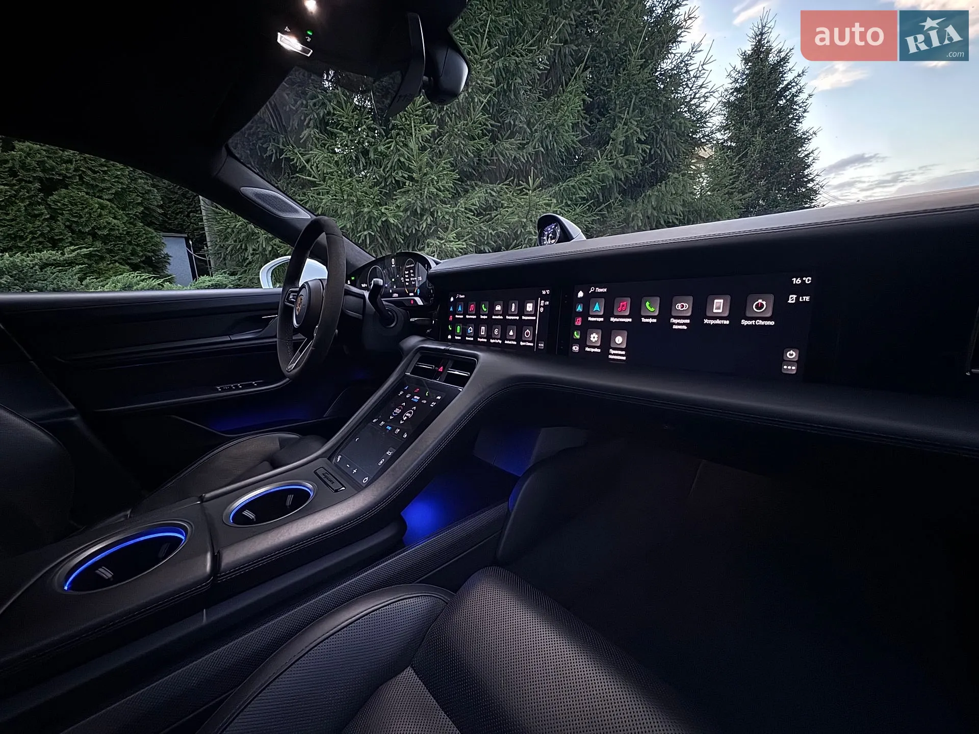 2020 Porsche Taycan - мініатюра 28