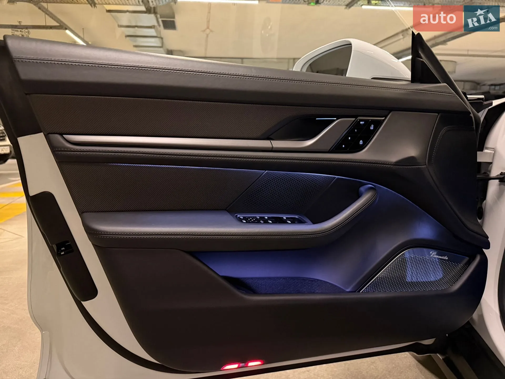 2021 Porsche Taycan - мініатюра 11