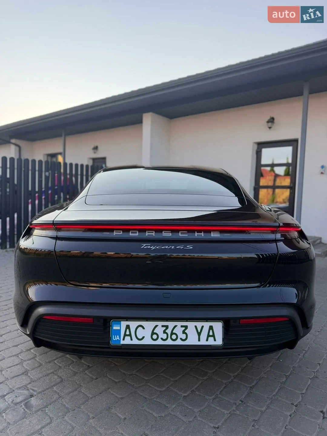 2020 Porsche Taycan - мініатюра 5