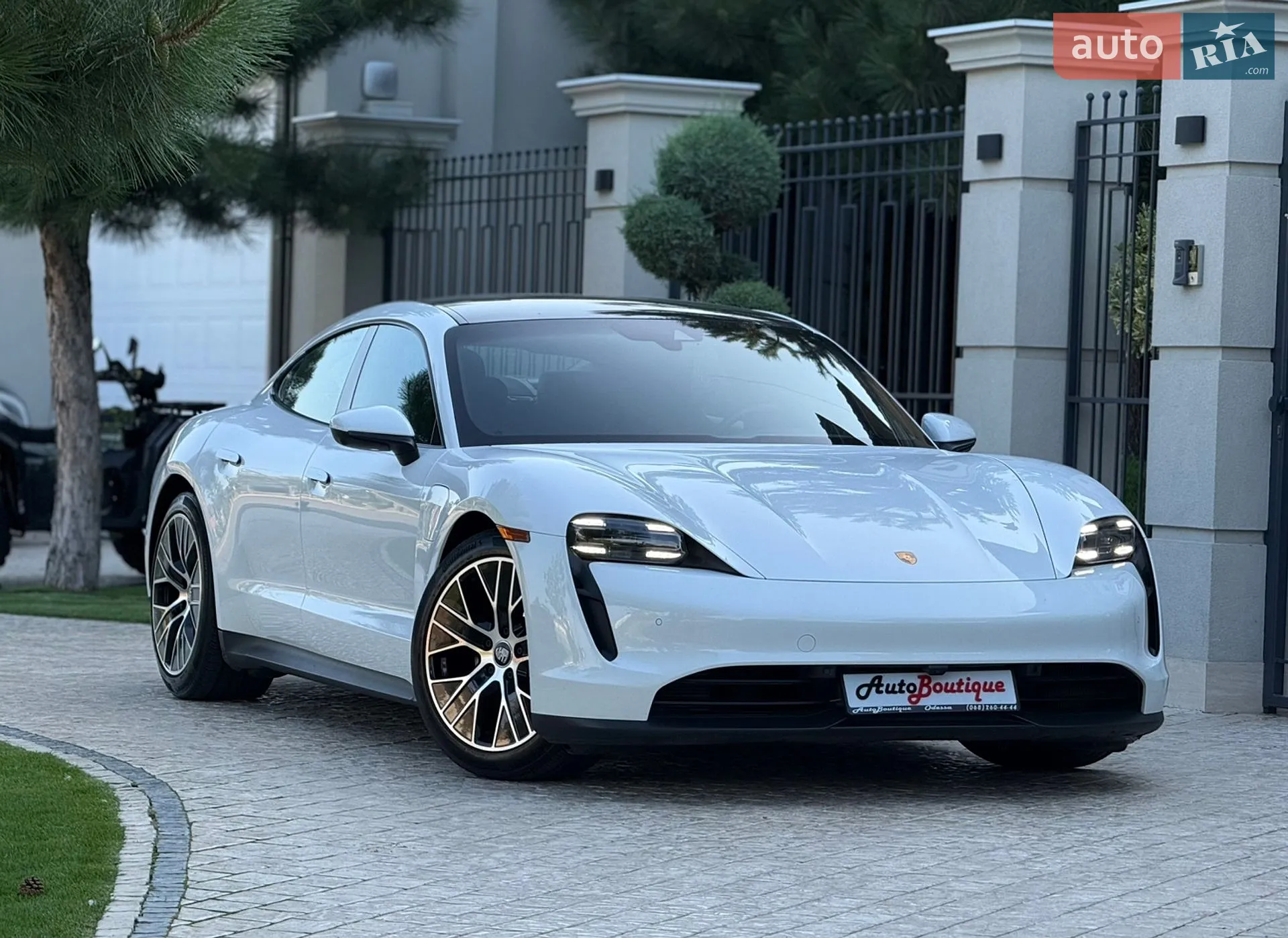 2021 Porsche Taycan - фото 1