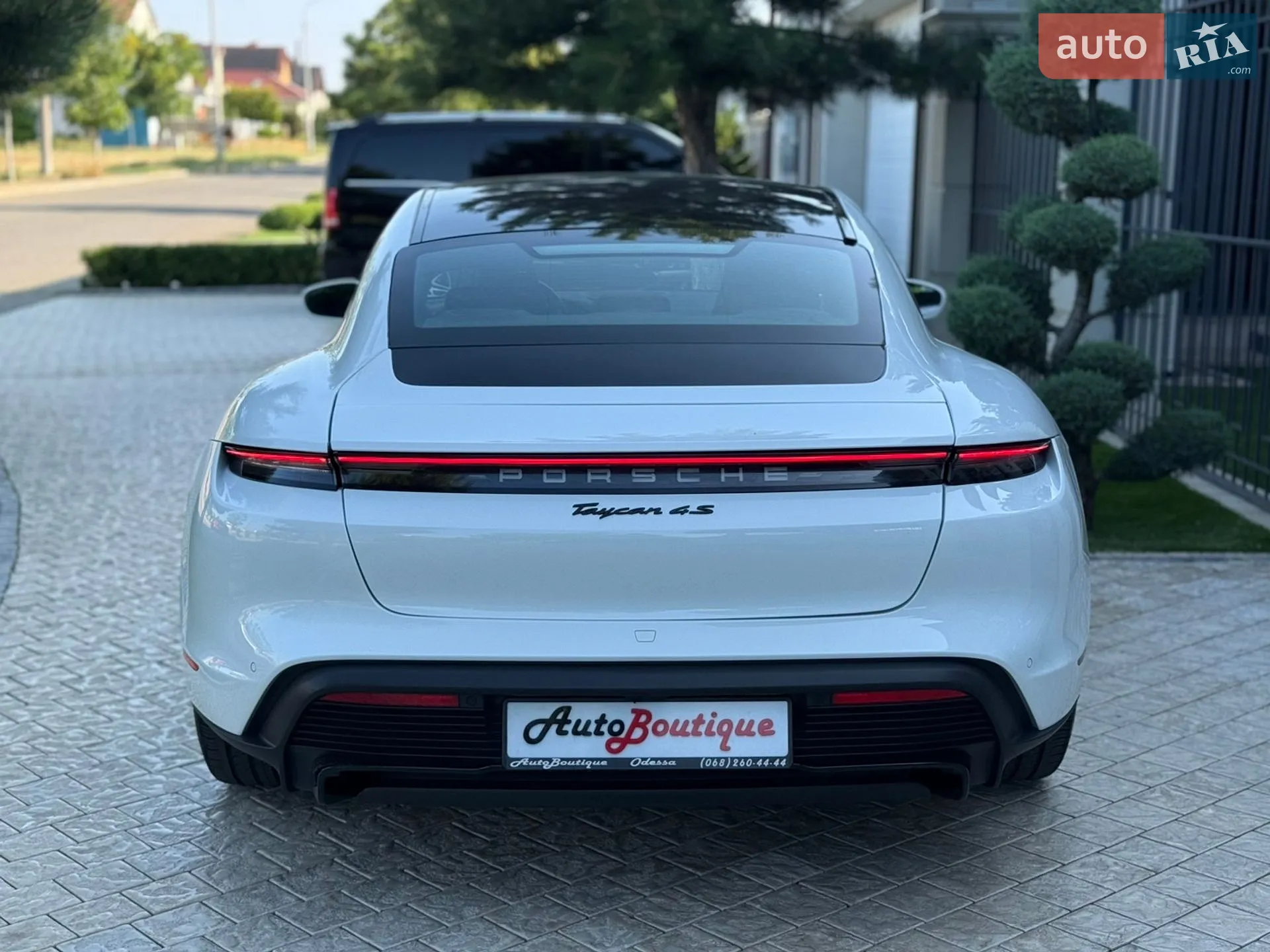2021 Porsche Taycan - мініатюра 17