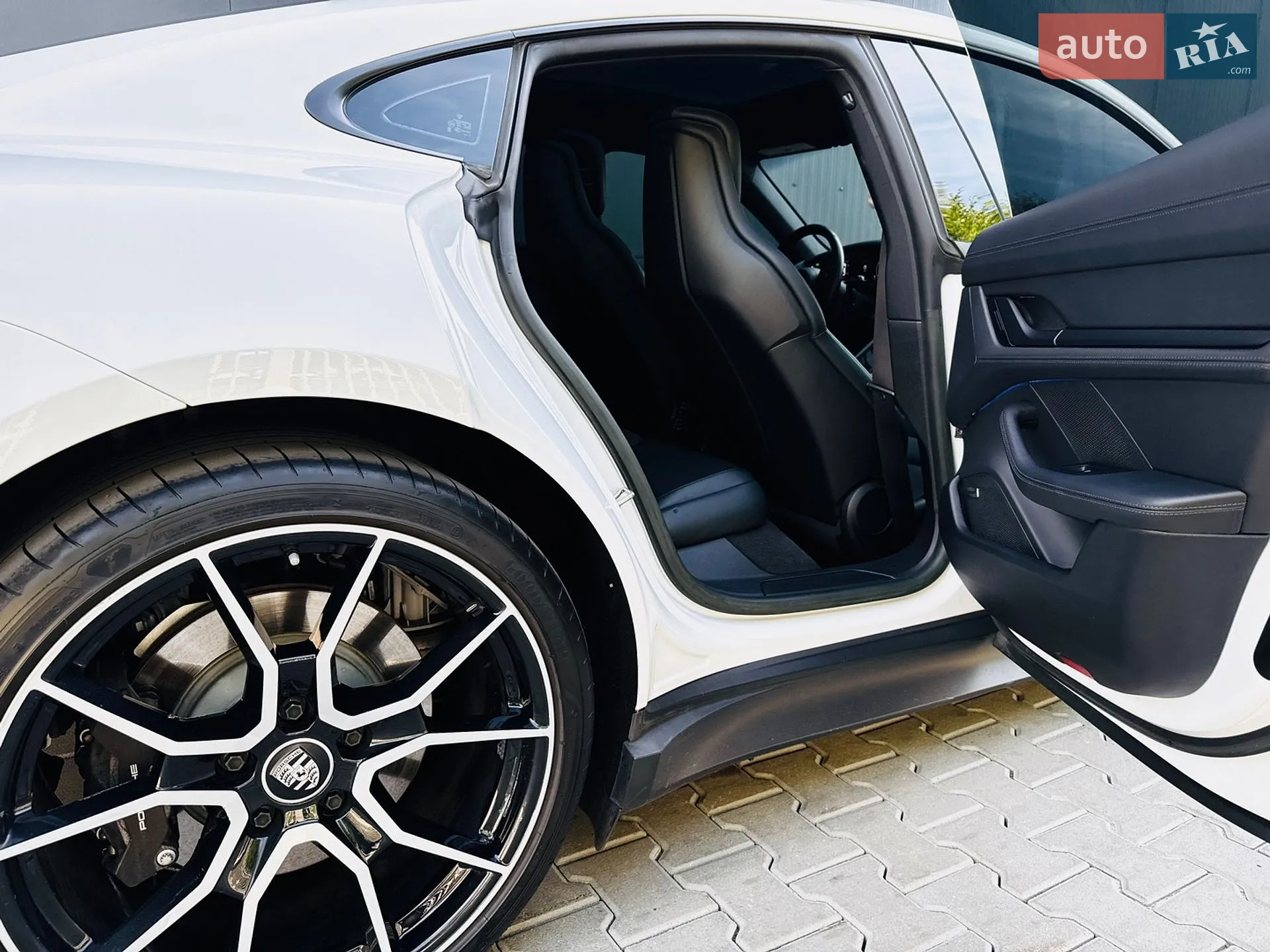 2023 Porsche Taycan - мініатюра 26