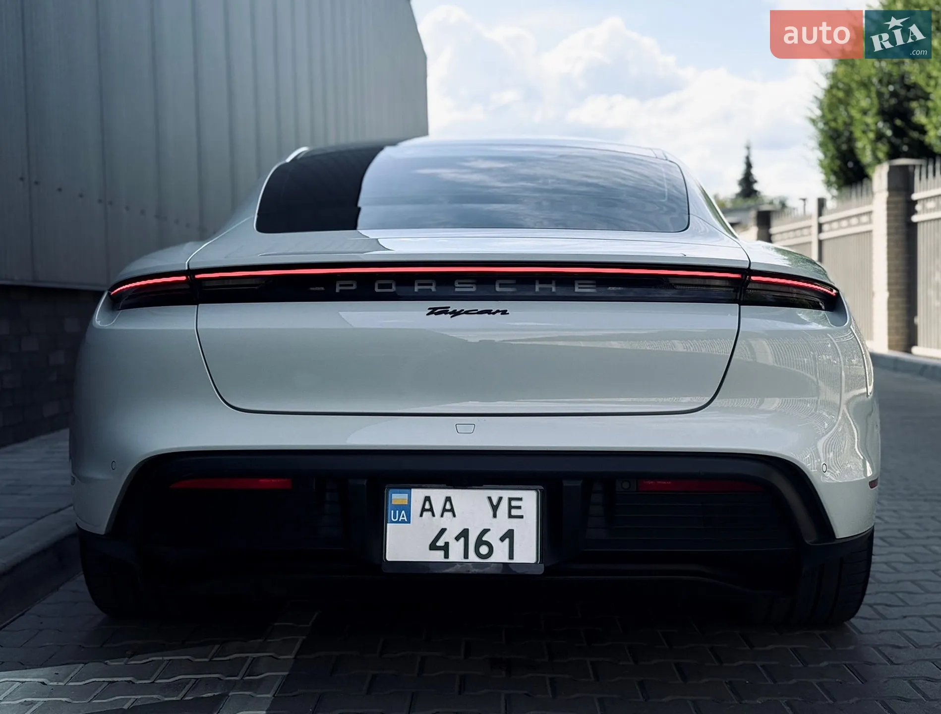 2023 Porsche Taycan - мініатюра 19