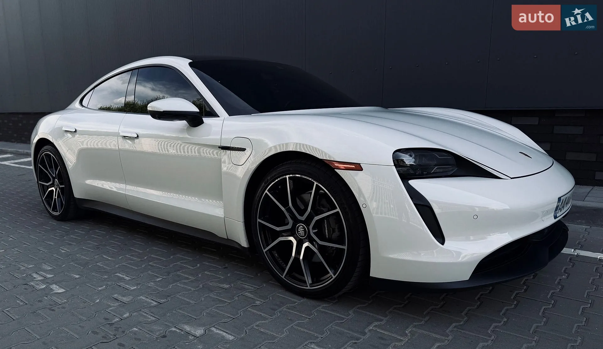 2023 Porsche Taycan - мініатюра 11