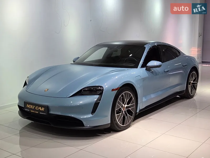Porsche Taycan 2022