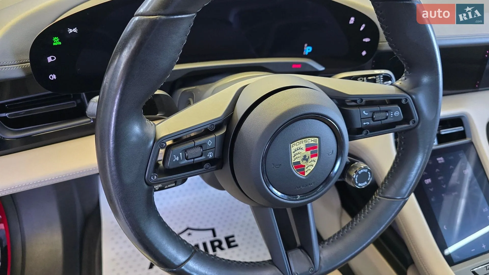 2020 Porsche Taycan - мініатюра 31