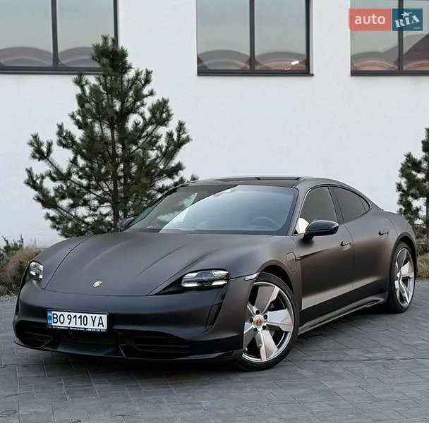 Porsche Taycan