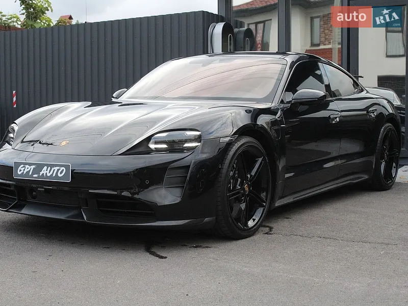 Porsche Taycan