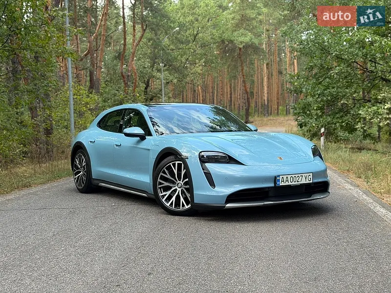Porsche Taycan 2022