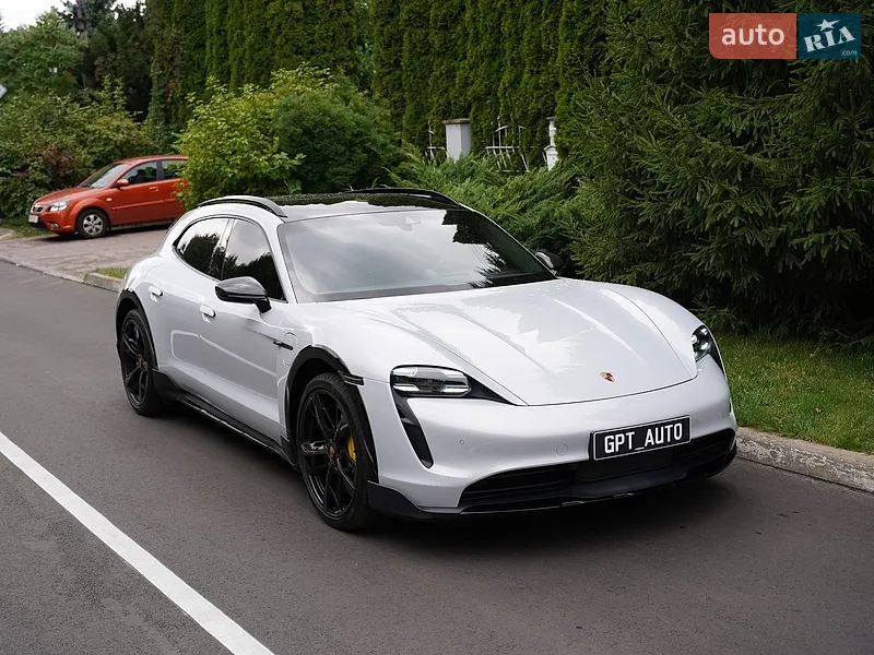 Porsche Taycan