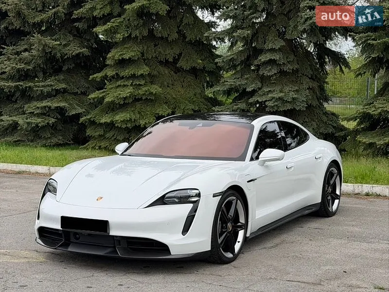 Porsche Taycan