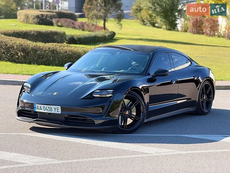 Porsche Taycan