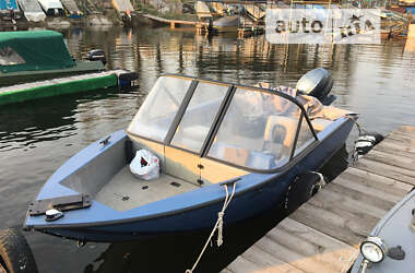 Човен Powerboat 420 2012 в Запоріжжі