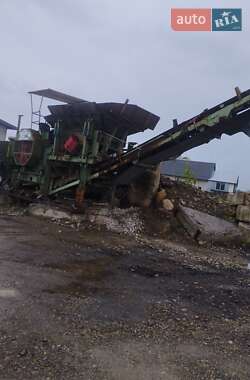 Дробарка (дробильна установка) Powerscreen Maxtrak 1996 в 