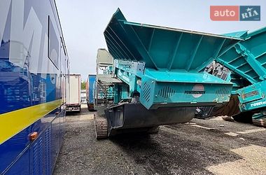 Дробарка (дробильна установка) Powerscreen Maxtrak 2026 в Києві